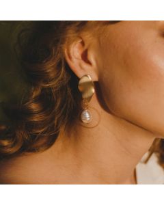 Minimal Drop Earrings